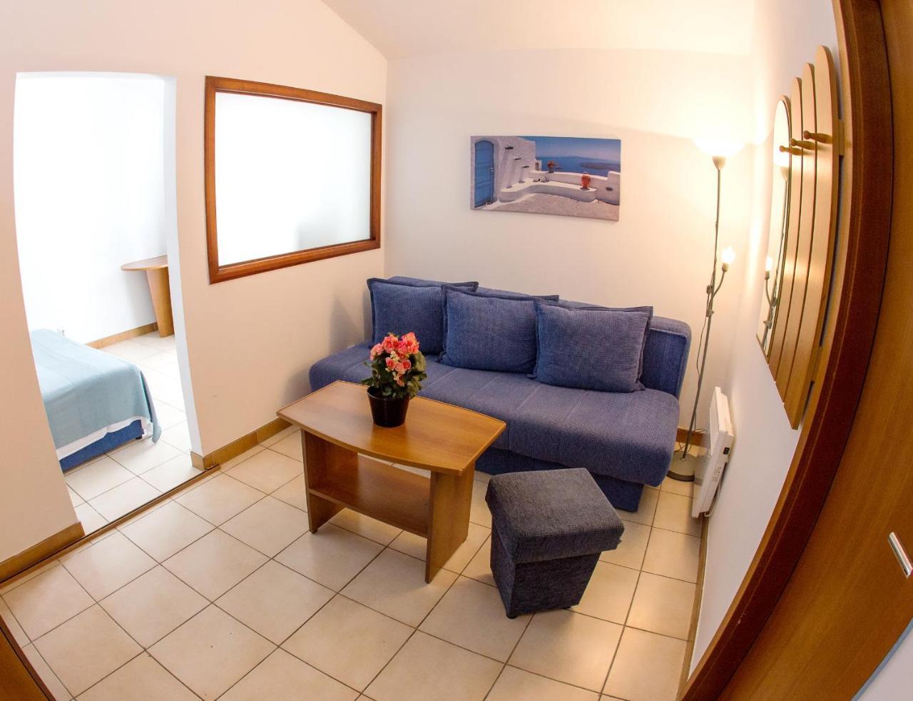 بودفا Apartments & Rooms Nikolic المظهر الخارجي الصورة