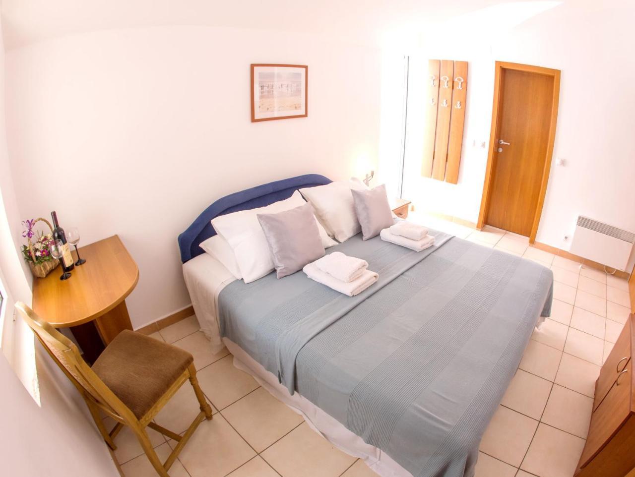 بودفا Apartments & Rooms Nikolic المظهر الخارجي الصورة