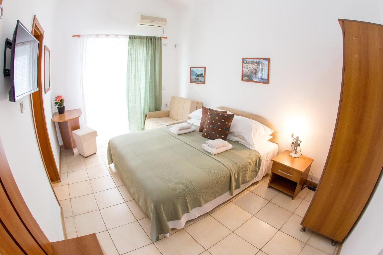 بودفا Apartments & Rooms Nikolic المظهر الخارجي الصورة