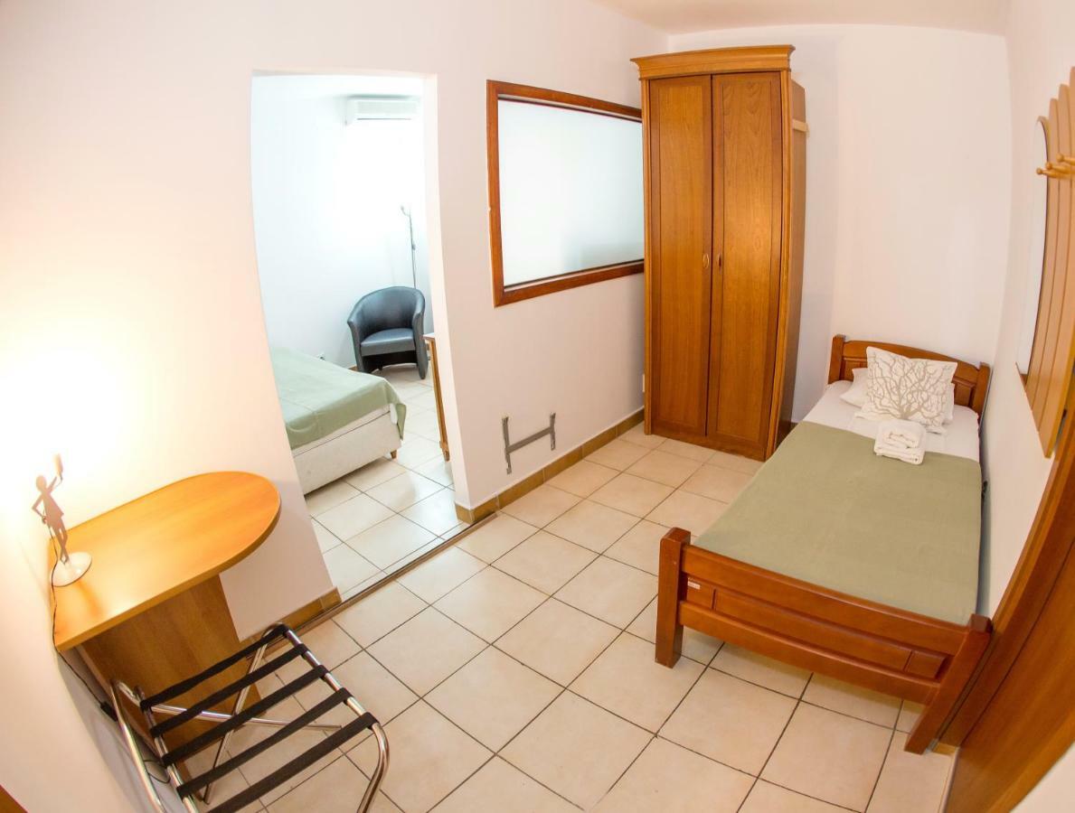 بودفا Apartments & Rooms Nikolic المظهر الخارجي الصورة